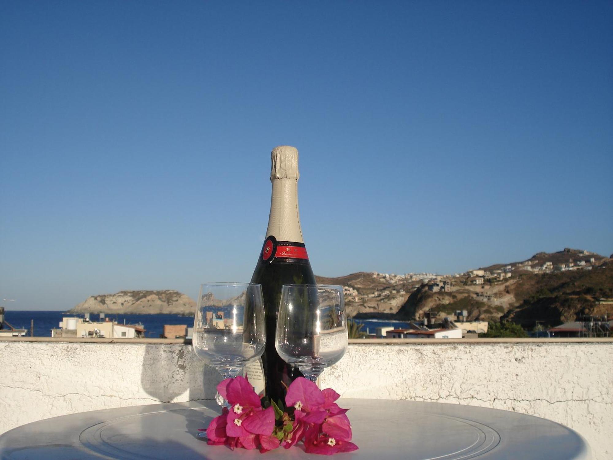 Marianna Apartments Agia Pelagia Екстериор снимка